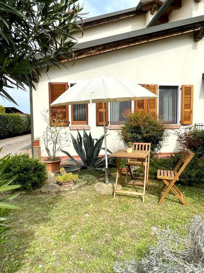 Casa Desi Lägenhet Baura Exteriör bild